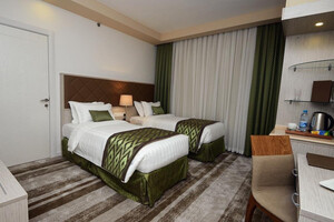 BOSPHORUS HOTEL vb. MEDİNE