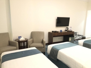 Zaha Al Madina Hotel