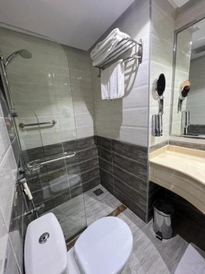 Zaha Al Madina Hotel